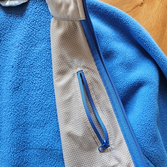 MEC Full Zip Blue Fleece Jacket Size Medium - Picture 10 of 16